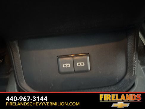 Used 2023 Toyota Highlander L image 37