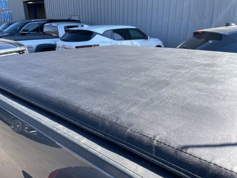 Used 2016 Chevrolet Colorado Z71 image 6