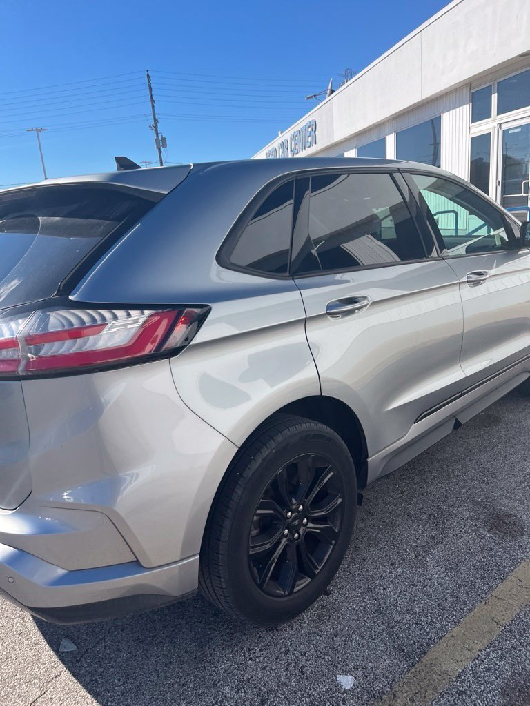 Used 2024 Ford Edge SE w/ Black Appearance Package AWD/4WD image 8