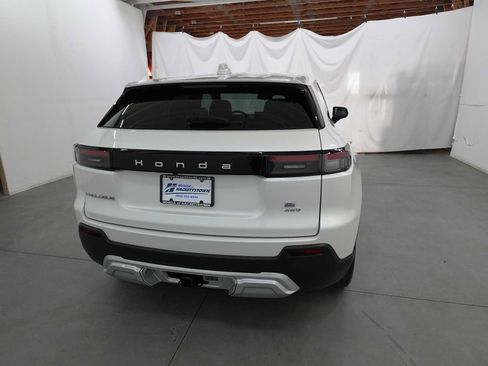 Used 2024 Honda Prologue EX image 5