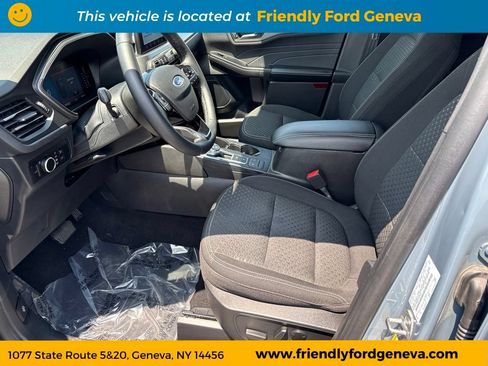 Used 2023 Ford Escape Active AWD/4WD image 9