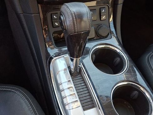 Used 2016 Buick Enclave Leather image 18