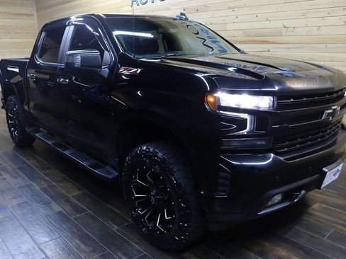 Used 2020 Chevrolet Silverado 1500 RST AWD/4WD image 2