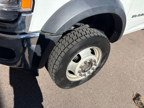 Used 2022 RAM 5500 Tradesman w/ Chrome Appearance Group image 10