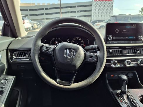 Used 2023 Honda Civic LX image 13