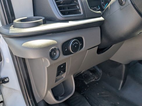 Used 2023 Ford Transit 250 Medium Roof AWD image 17