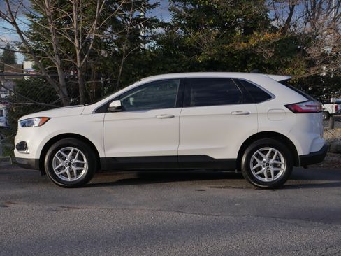 Certified 2024 Ford Edge SEL w/ Convenience Package image 17