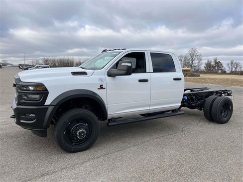 New 2026 RAM 4500 Tradesman image 3