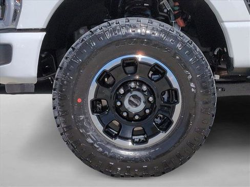 New 2026 Ford F350 Platinum w/ Tremor Off-Road Package image 10