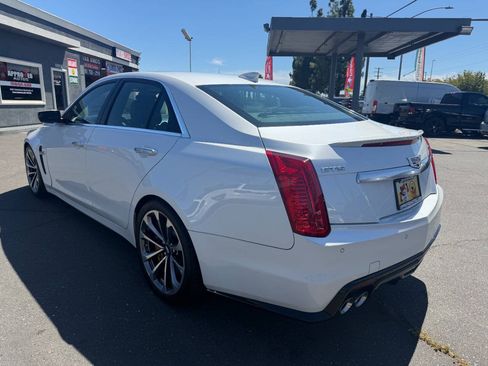 Used 2016 Cadillac CTS V w/ Luxury Package RWD image 5
