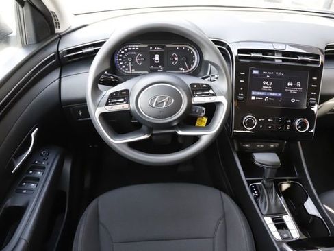 Used 2023 Hyundai Tucson SE AWD/4WD image 15