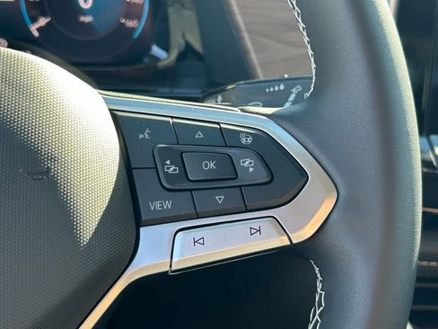 New 2026 Volkswagen Atlas SE FWD image 24
