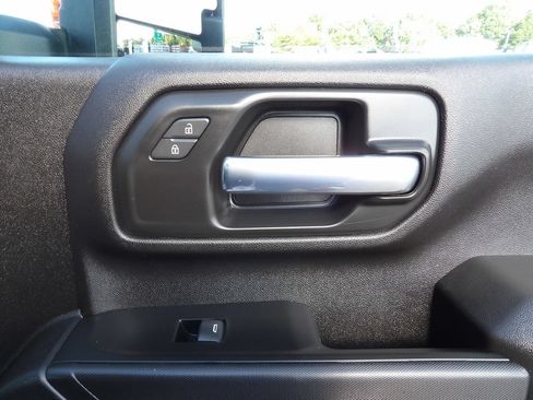 Used 2025 Chevrolet Silverado 3500 W/T w/ WT/CX Safety Package AWD/4WD image 40