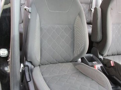 Used 2020 Nissan Kicks S FWD image 16