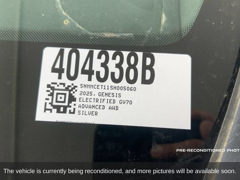 Used 2025 Genesis Electrified GV70 AWD/4WD image 19