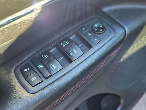 Used 2020 Jeep Grand Cherokee Trailhawk image 33