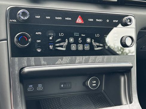 New 2026 Genesis GV80 3.5T Prestige AWD/4WD image 37