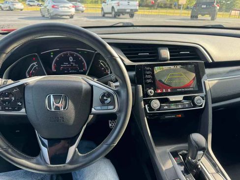 Used 2019 Honda Civic Sport image 12
