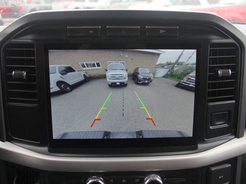 Certified 2022 Ford F150 XLT w/ Equipment Group 302A High image 29