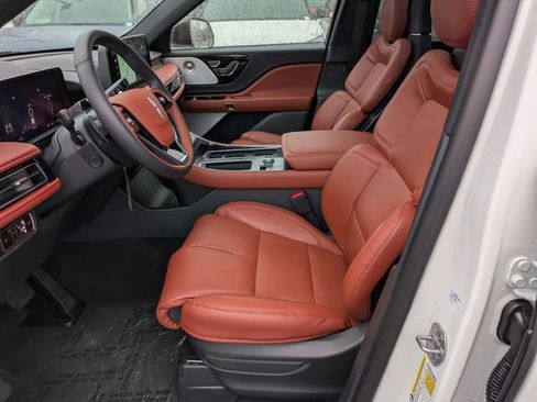 New 2026 Lincoln Aviator Reserve image 18