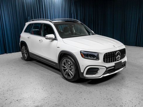 Certified 2025 Mercedes-Benz GLB 35 AMG 4MATIC image 3