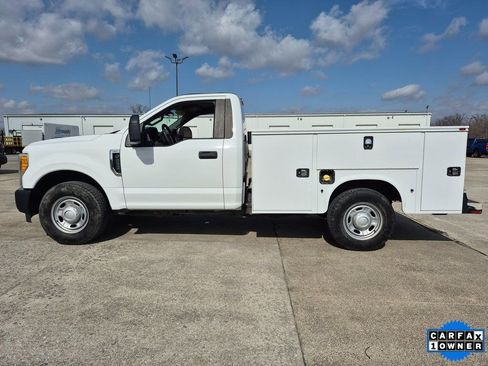 Used 2017 Ford F250 XL image 4