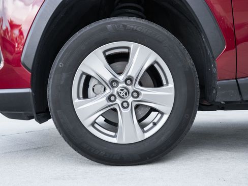 Used 2023 Toyota RAV4 XLE image 14