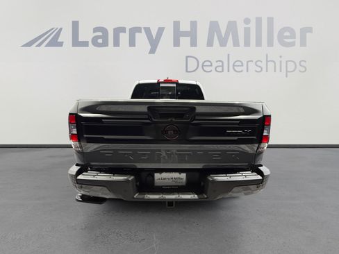 New 2026 Nissan Frontier Pro-X image 4