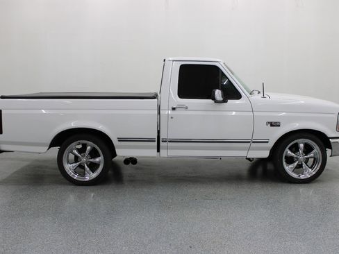 Used 1995 Ford F150 XL image 2