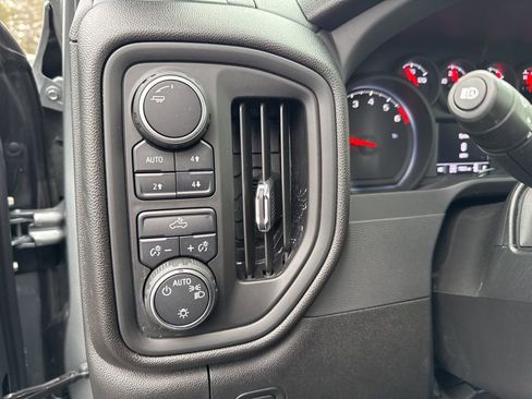 Used 2025 Chevrolet Silverado 1500 W/T w/ WT Value Package image 19