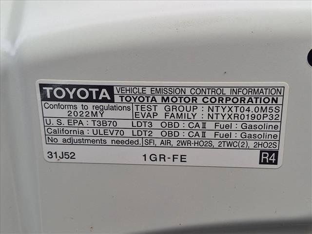 Used 2022 Toyota 4Runner TRD Off-Road Premium AWD/4WD image 25