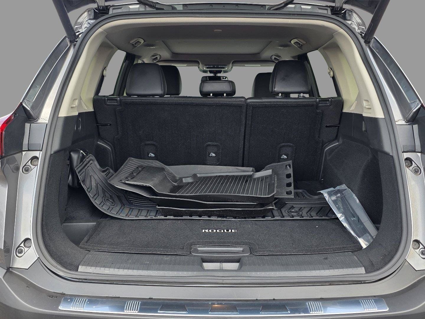 Used 2023 Nissan Rogue Platinum w/ Platinum Premium Package FWD image 34