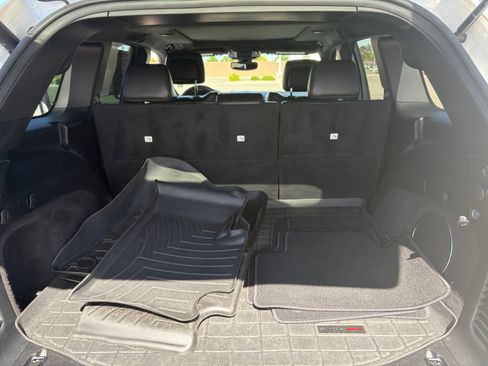 Used 2019 Jeep Grand Cherokee Limited w/ Luxury Group II AWD/4WD image 26