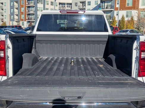 Used 2022 Chevrolet Silverado 2500 LT w/ Fleet Comfort Package AWD/4WD image 7