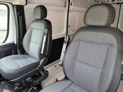 New 2024 RAM ProMaster 2500 w/ Quick Order Package 22H SLT+ image 16