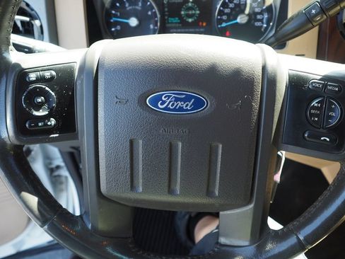 Used 2011 Ford F350 Lariat w/ Lariat Ultimate Pkg AWD/4WD image 24