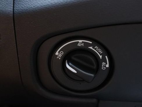 Used 2022 Nissan Frontier S w/ Technology Package AWD/4WD image 16