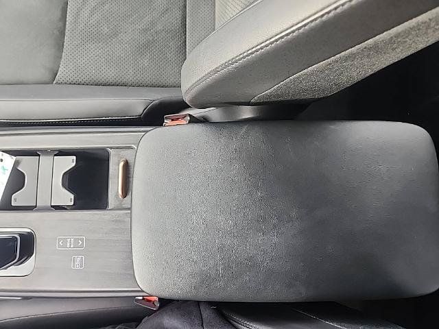 Certified 2024 Nissan Ariya AWD image 18