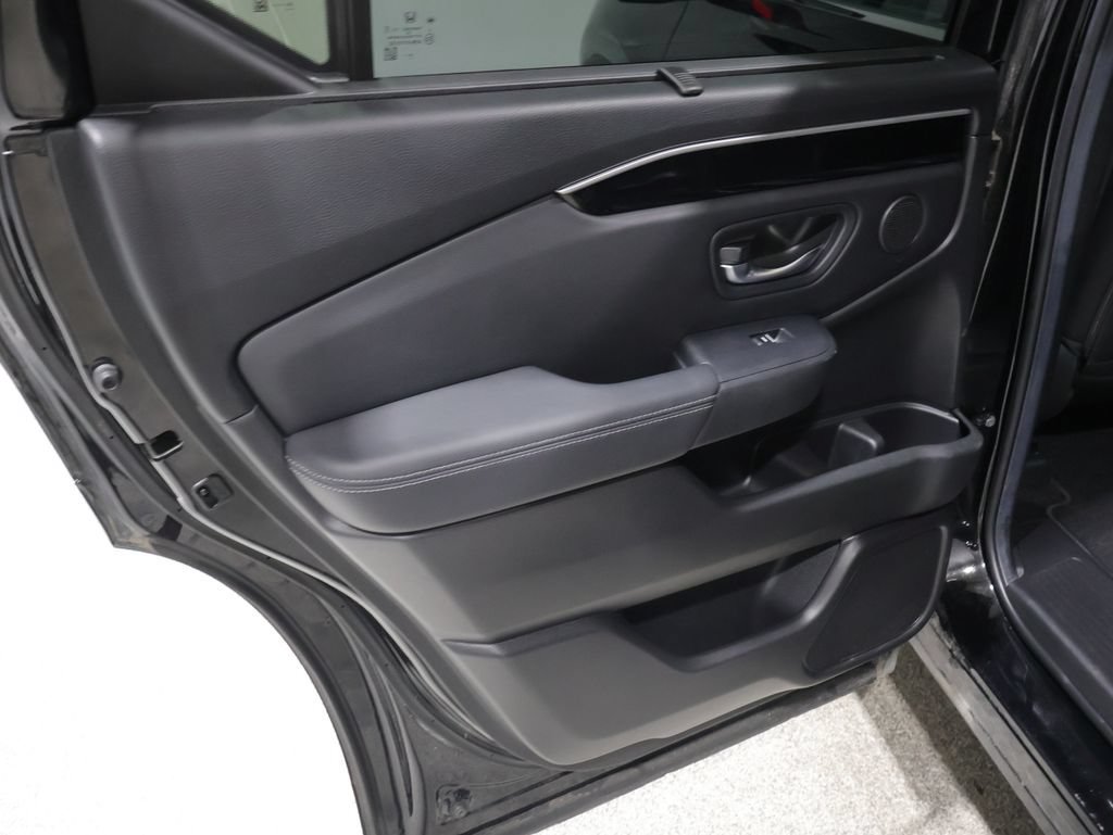 Used 2025 Honda Pilot EX-L image 20