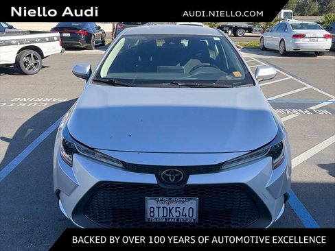 Used 2021 Toyota Corolla LE w/ LE Convenience Package FWD image 1