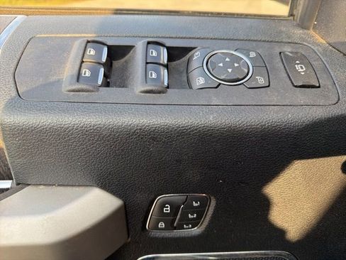 Used 2020 Ford F250 Lariat image 16