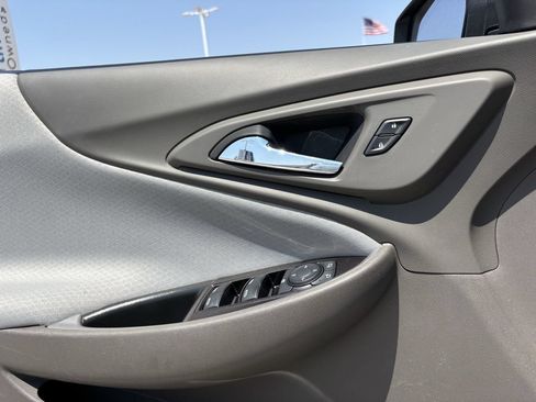 Used 2021 Chevrolet Malibu LS FWD image 19