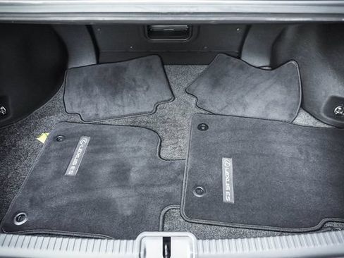 Used 2021 Lexus ES 300h w/ Premium Package FWD image 23