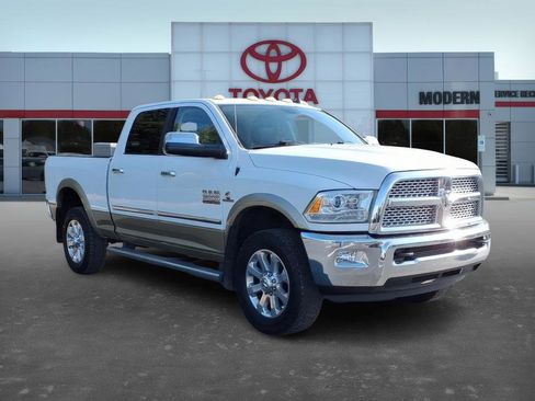 Used 2015 RAM 2500 Laramie w/ Convenience Group image 6