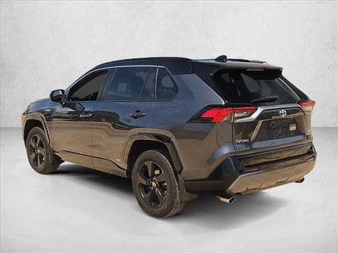 Used 2021 Toyota RAV4 XSE AWD/4WD image 9