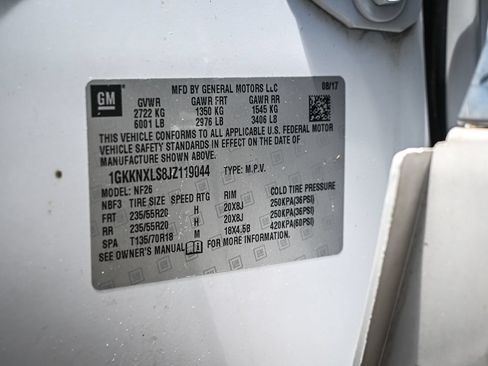 Used 2018 GMC Acadia Denali AWD/4WD image 21