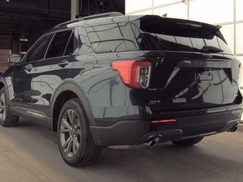 Used 2023 Ford Explorer XLT w/ Equipment Group 202A image 9