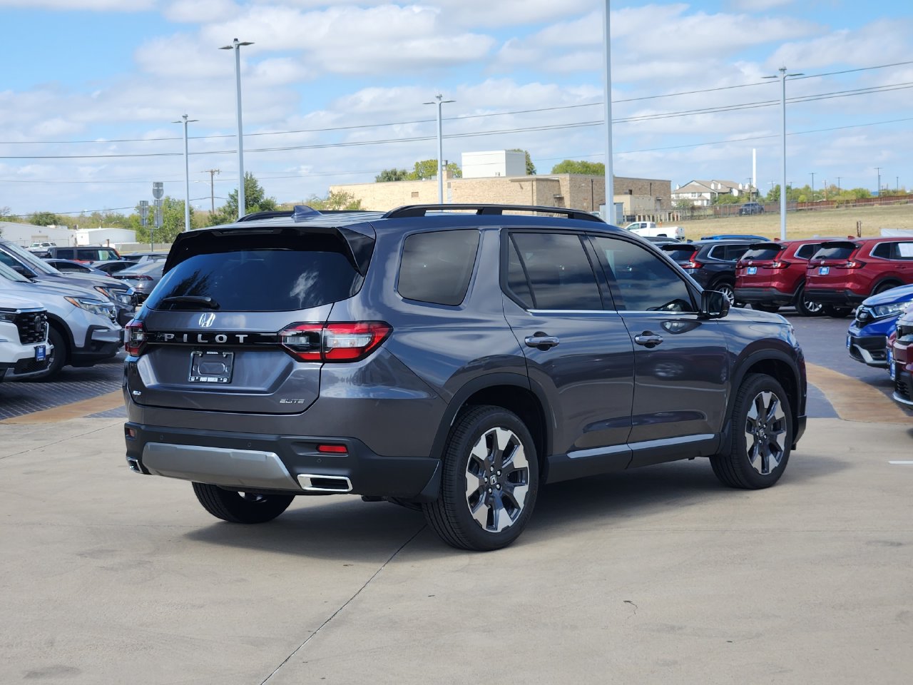 New 2026 Honda Pilot Elite image 3