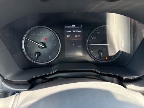 Used 2023 Subaru Outback Premium image 17