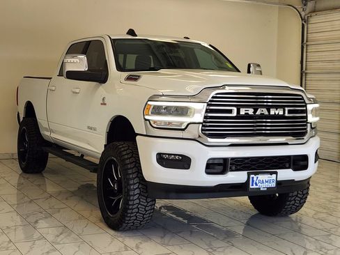 Used 2024 RAM 2500 Laramie AWD/4WD image 3